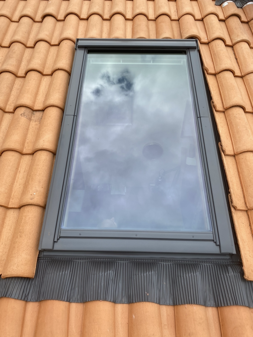Après rénovation — Remplacement de fenêtre de toit Velux — Blaye / Saint-André-de-Cubzac